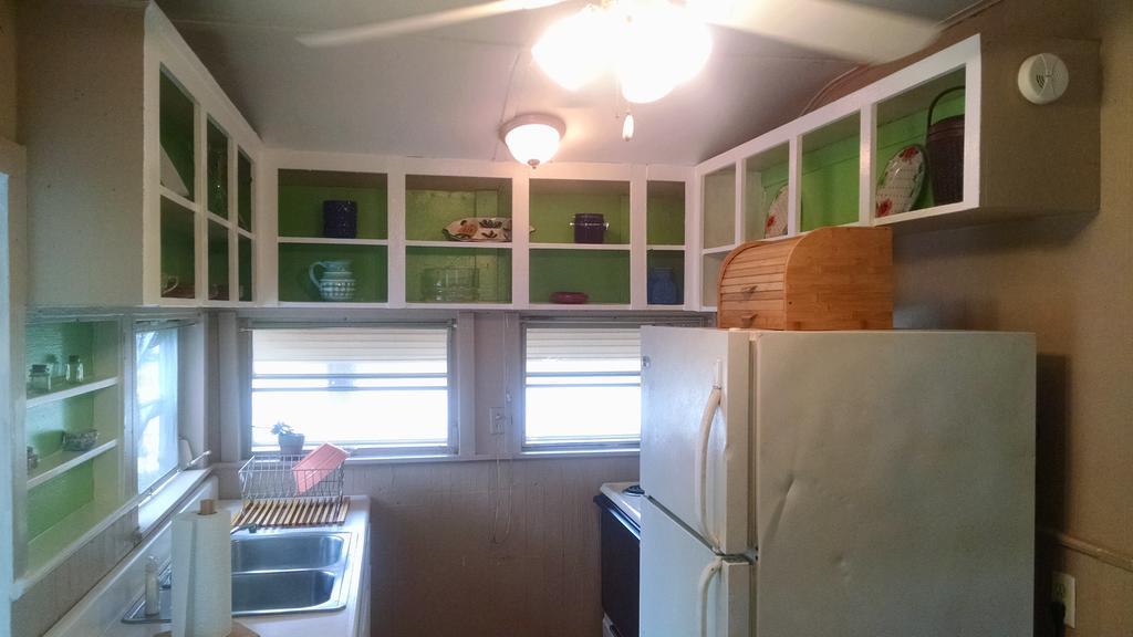 1 Beige Cozy Or 1 White Cozy Efficiency In * Titusville