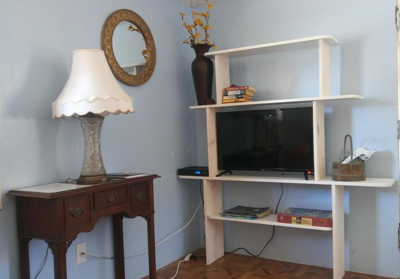 1 Beige Cozy Or 1 White Cozy Efficiency In * Titusville